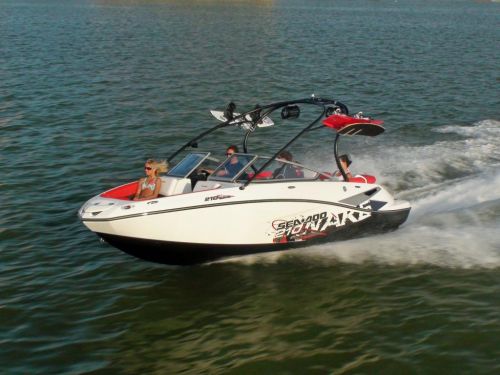 2010 Sea-Doo 210 WAKE sport boat - on-water (1).jpg