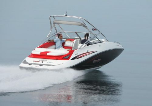 2010 Sea-Doo 230 Challenger SP sport boat - on-water (7).jpg