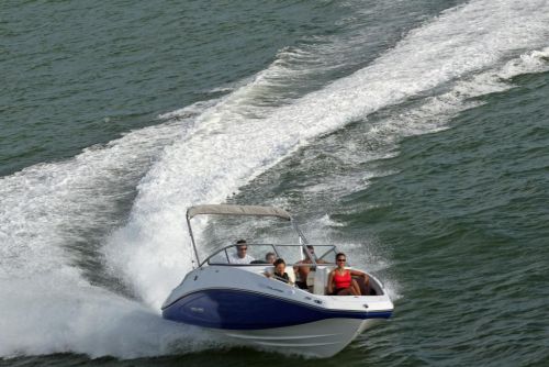 2011 Sea-Doo 230 Challenger Boat - Action (4).JPG